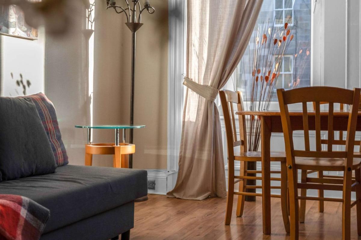 Free Parking - Centre - The Mccarty Apartment